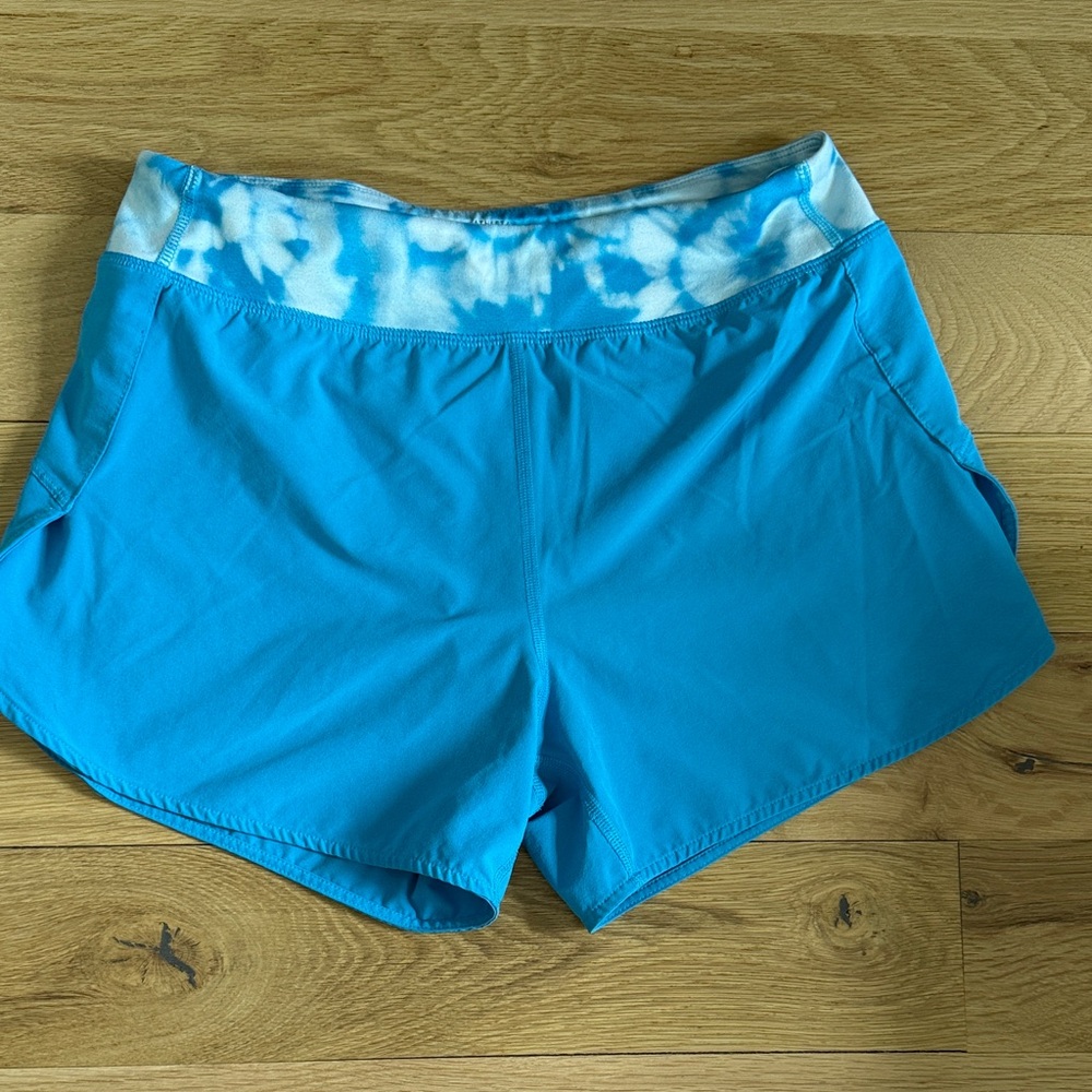 Athleta Girl Run This World 3” Shorts in Blue